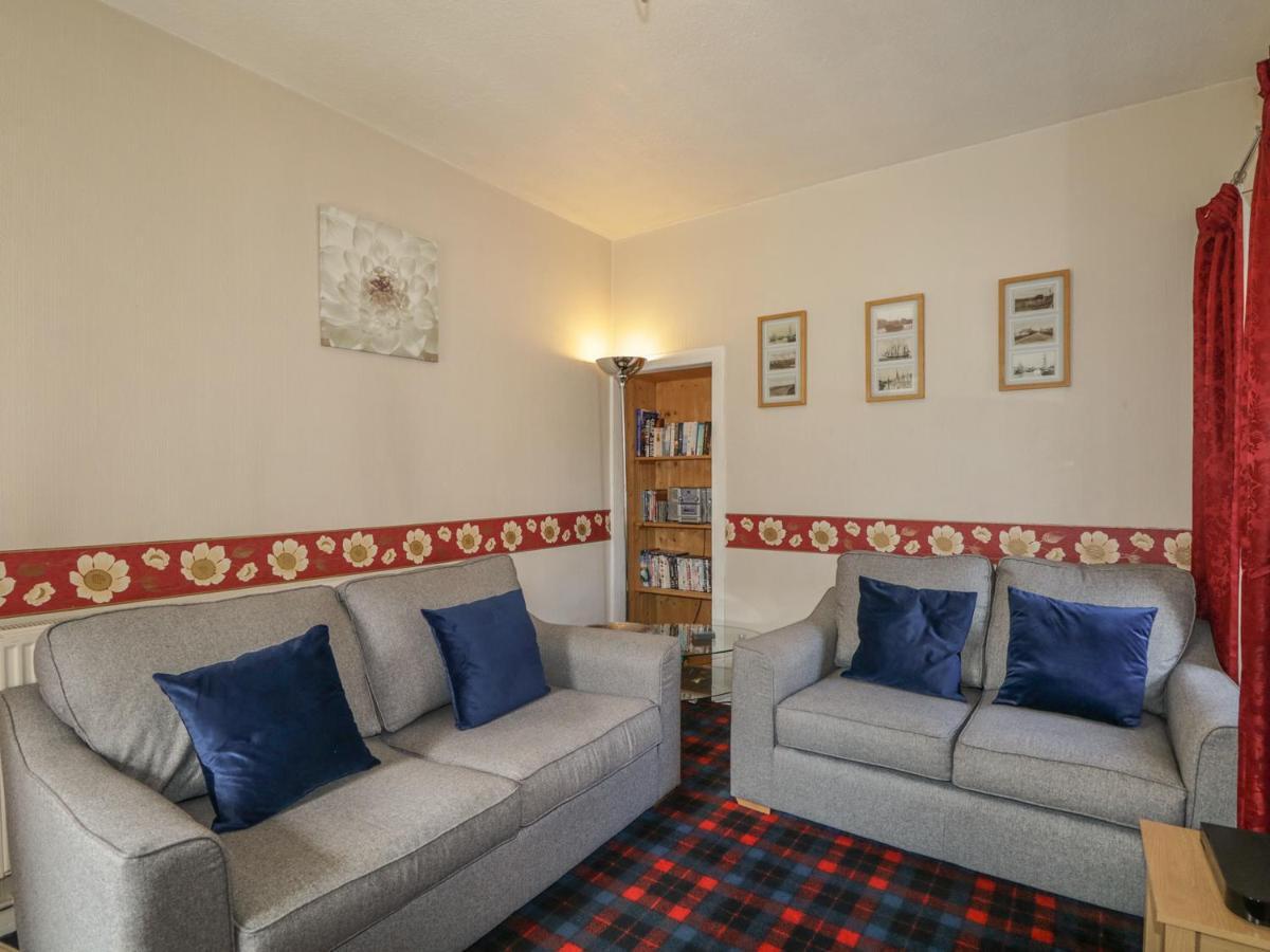 Fishermans Rest Burghead Bagian luar foto